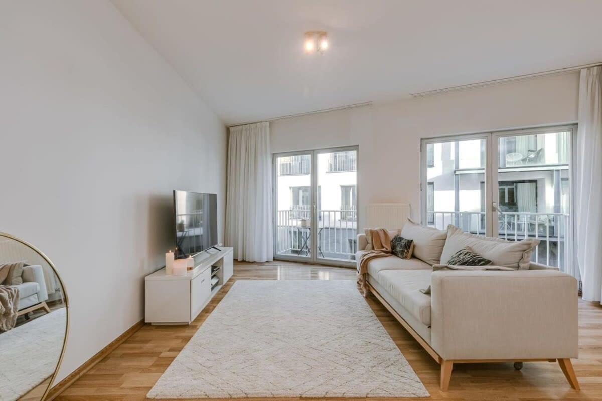 Stylish Apartment With Terrace And Balcony Antwerpen Buitenkant foto