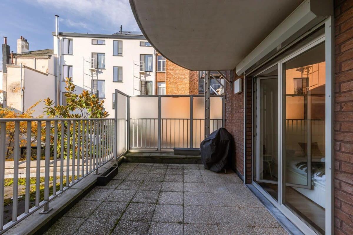 Stylish Apartment With Terrace And Balcony Antwerpen Buitenkant foto