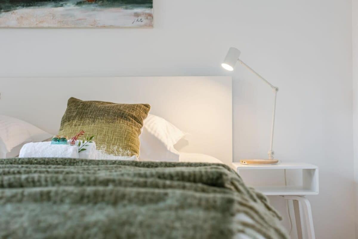 Stylish Apartment With Terrace And Balcony Antwerpen Buitenkant foto