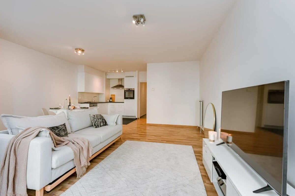 Stylish Apartment With Terrace And Balcony Antwerpen Buitenkant foto